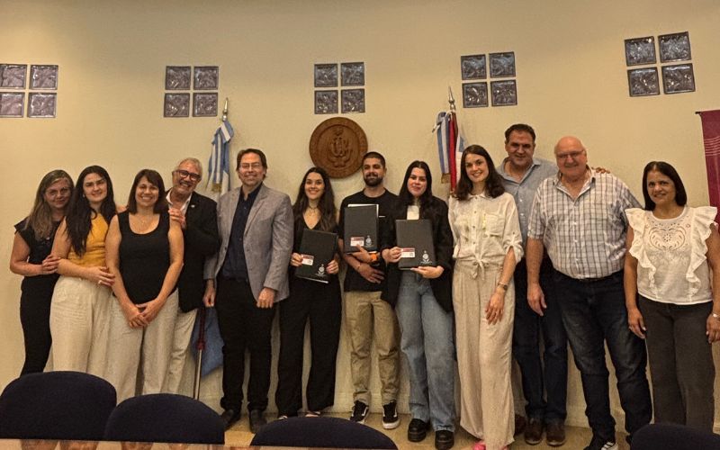 Nueva Mesa Ejecutiva y nuevos matriculados